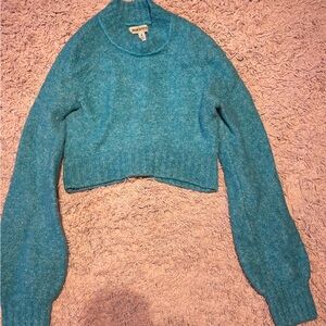 Urban Outfitters blue cropped sweater Size M #knitwear #croptop